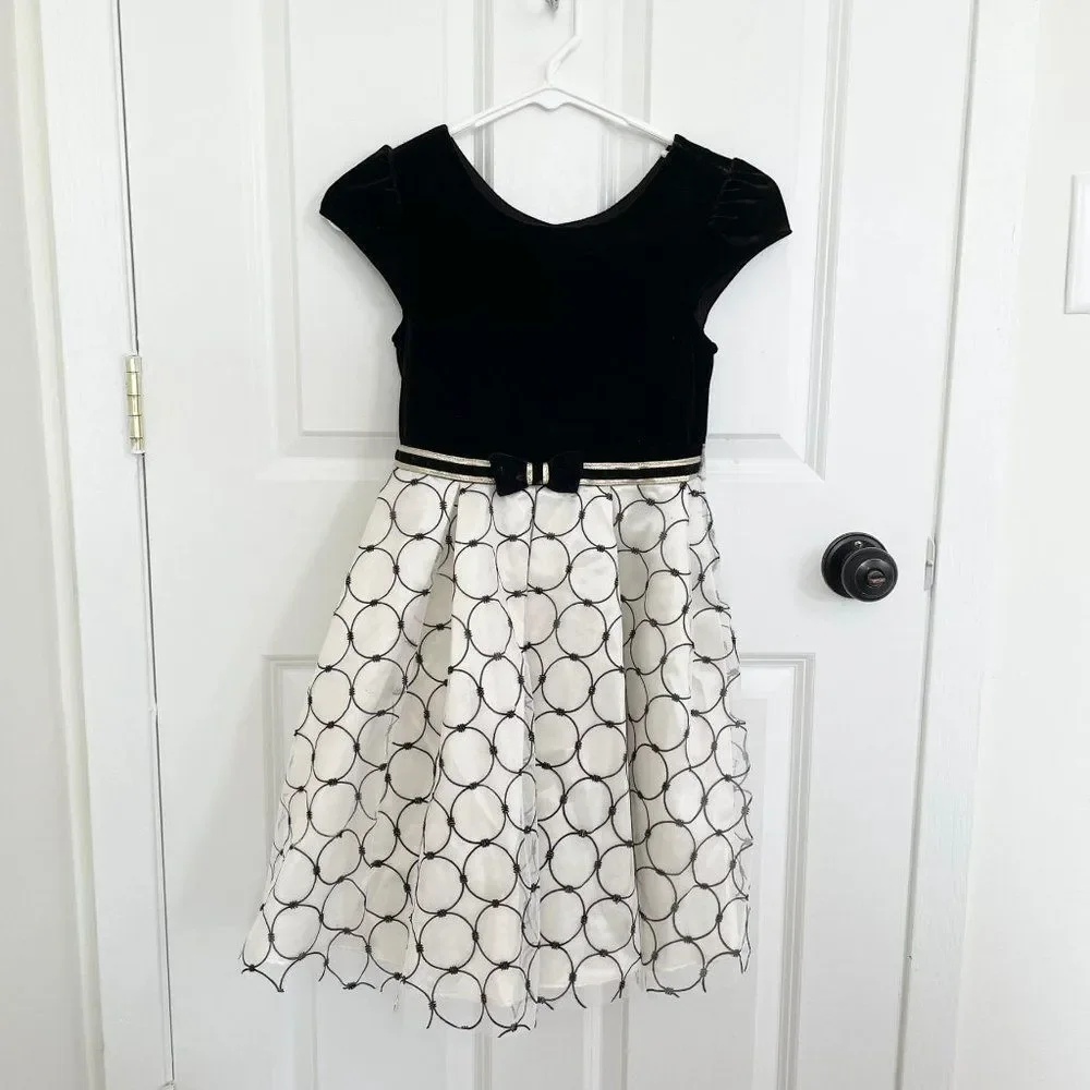 Girls Jona Michelle Black and White Formal Dress Size 8